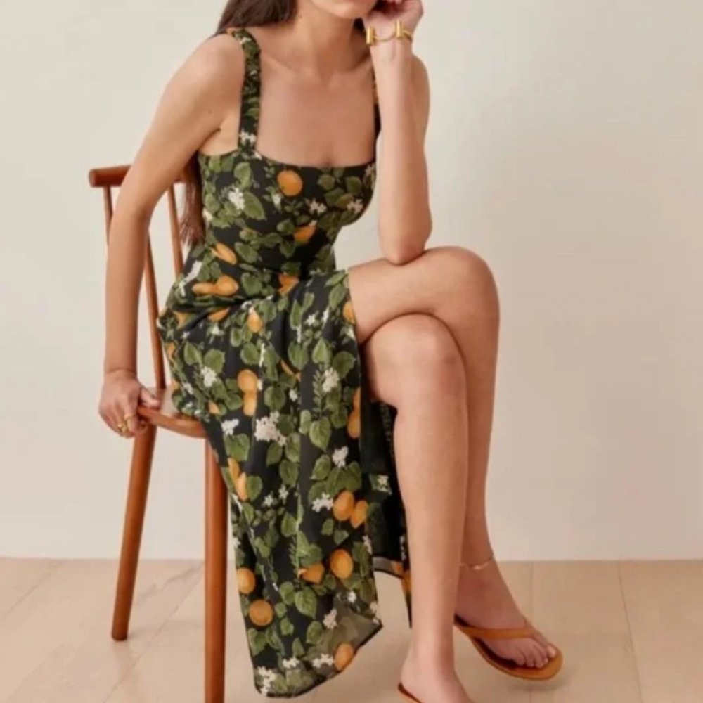 NEVER WORN Reformation Dominique Dress in Clementine Sz. SM